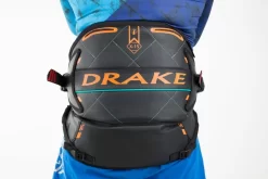Starboard Drake X-15 Windsurf Trapez Slalom Hüft & Sitz Kombi 2024 - S -Surfen Und Kitesurfen Geschäft 2023 harness x 15 back 3 1024x682 1