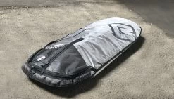 MB Boards Wing Foil Board Albatros 3.2 - Balz Müller Inklusive Boardbag- 78 -Surfen Und Kitesurfen Geschäft fichier 9 31 35 f
